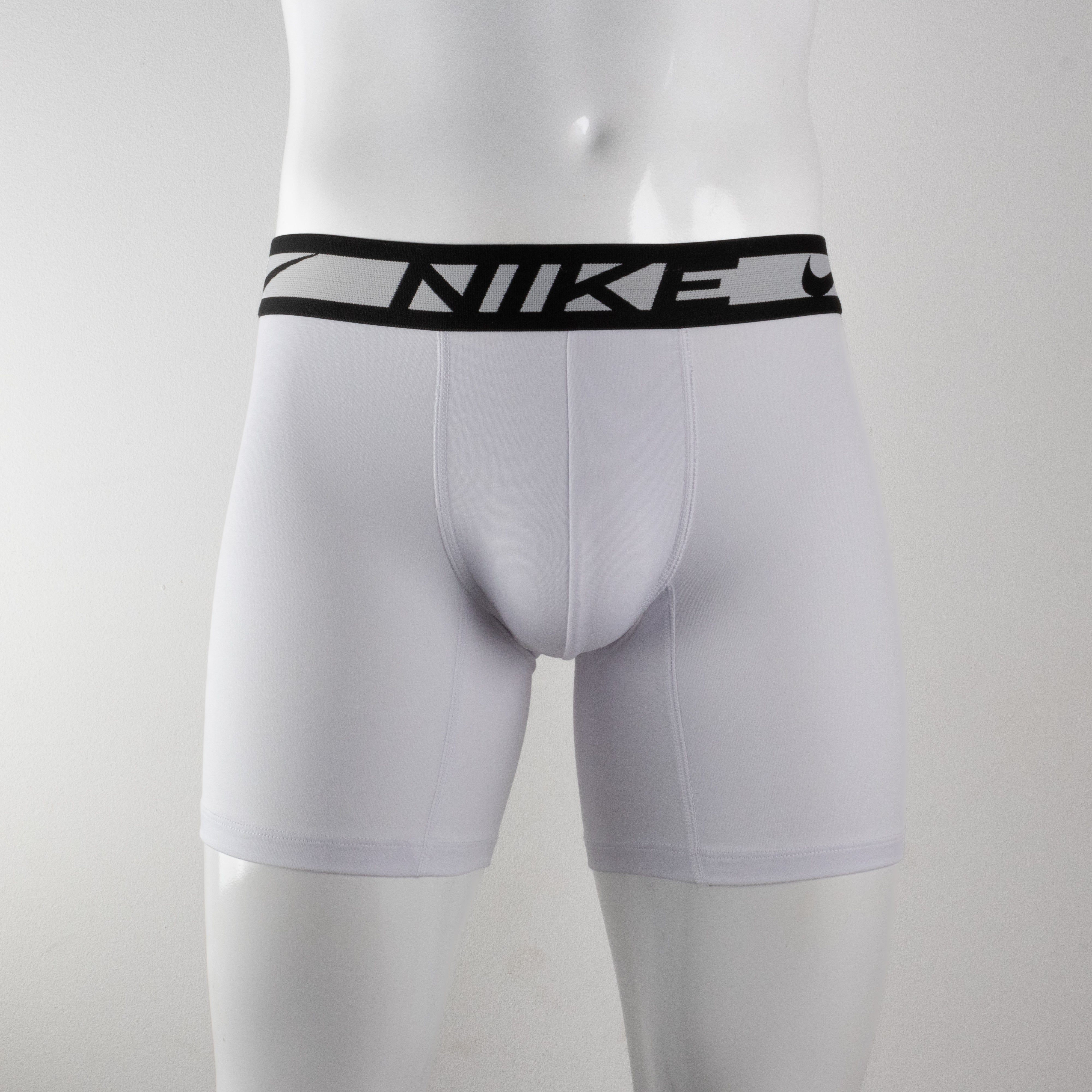 NIKE MICRO REF10